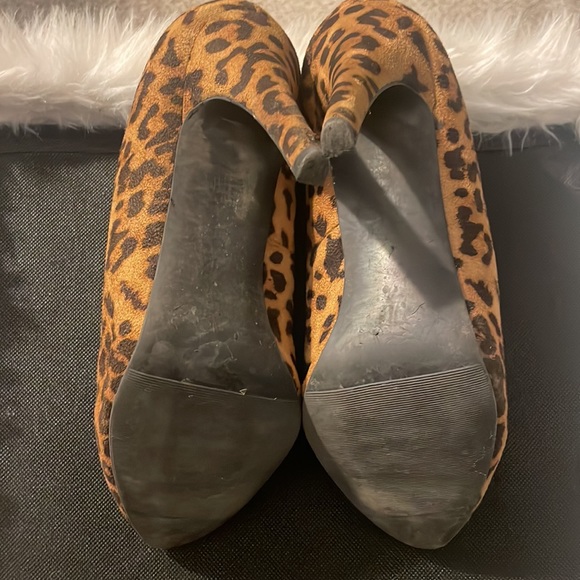 Madden Girl Leopard Heels - Picture 9 of 10